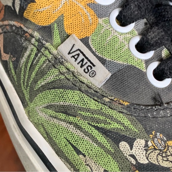 Disney The Jungle Book X Vans Sneakers - Picture 7 of 11